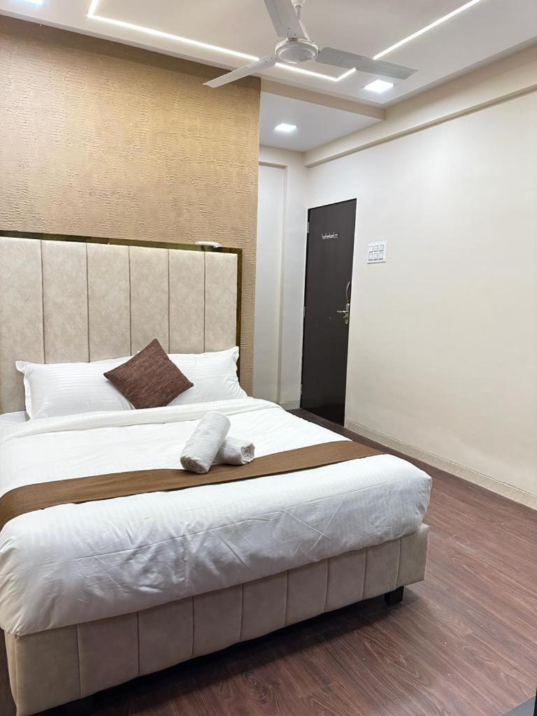 Casa Majestic Lonavala 빌라 외부 사진